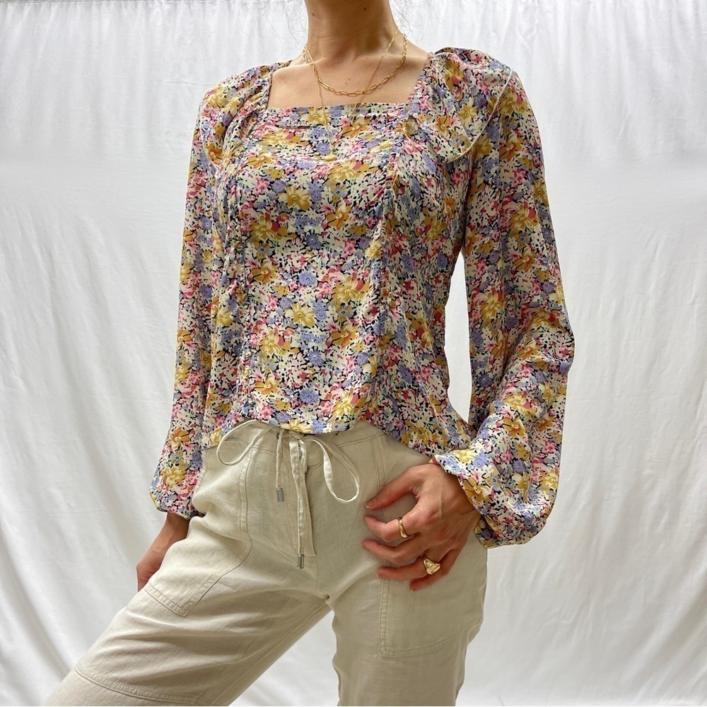Floral blouse fits M L multicoloured reworked floral pink white yellow corset